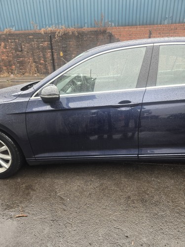Passat nearside front - vw,