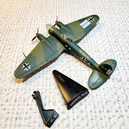 Corgi heinkel 111 3 - heinkel, he
