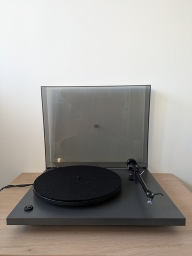 Nad 533 stereo - turntable,, rega