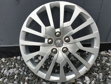 One Genuine Peugeot Expert