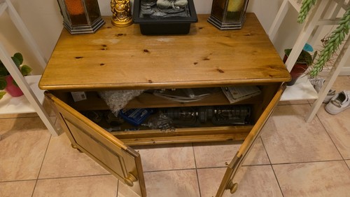 Solid oak cabinet with shelf - oak,