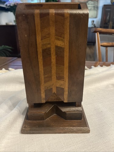 Art deco wooden - deco, cigarette