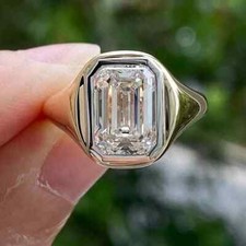 4.95 TCW Emerald Moissanite