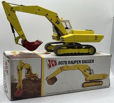 NZG 141 # JCB 807B Crawler