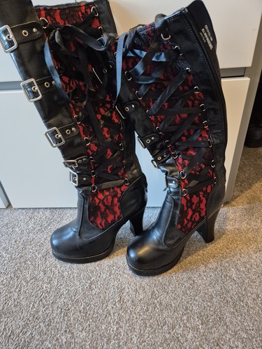 Demonia heel boots size - boots,