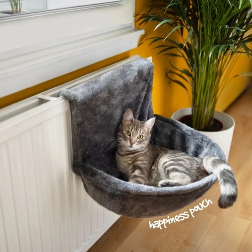 Cat radiator bed - radiator, fur