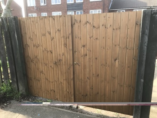 Wooden driveway gates ledge - driveway, &