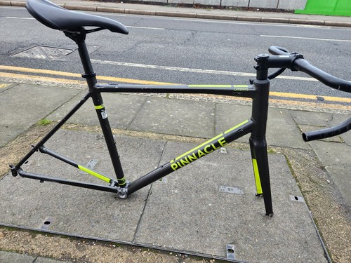 Pinnacle laterite frameset - pinnacle,
