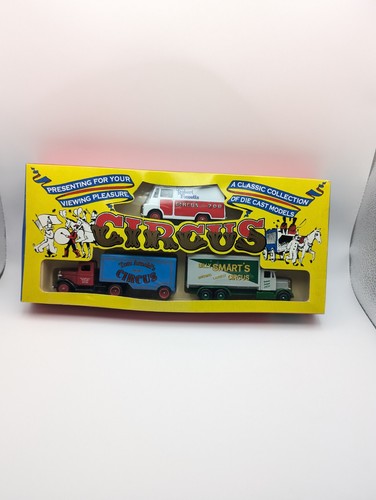 Lledo days gone circus - gone, set