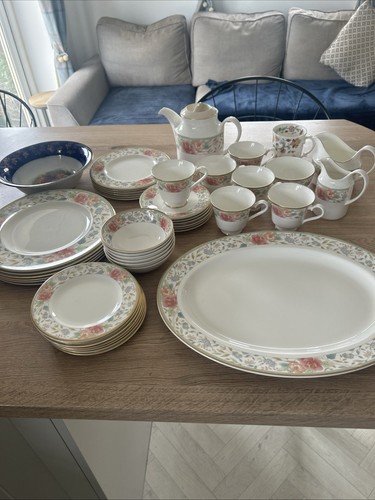 Vintage royal doulton - doulton, claudia
