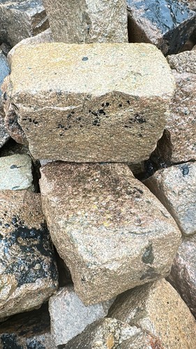 Granite sets cobbles - /, inch