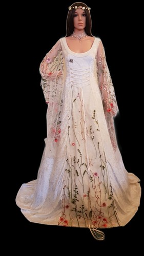 Embroidered medieval wedding - embroidered,