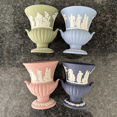 Wedgwood jasper ware blue - ,