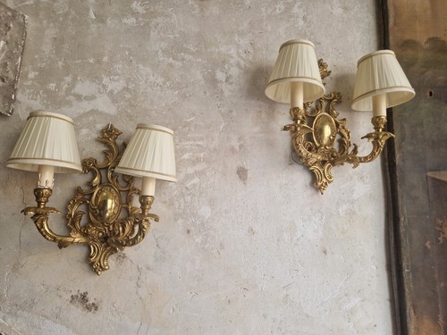 Pair french wall - pair,