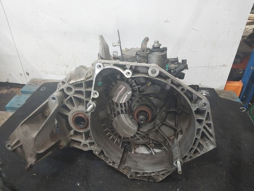 Gearbox vauxhall astra mk6 - gearbox,