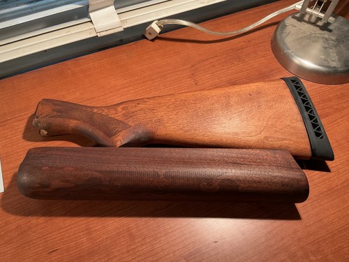 Remington 1100 gauge - 12, stock