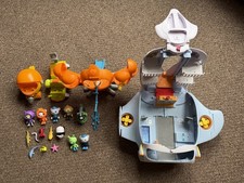 Octonauts Bundle - Characters, Animals, Vechicles including Octopod & Octoray