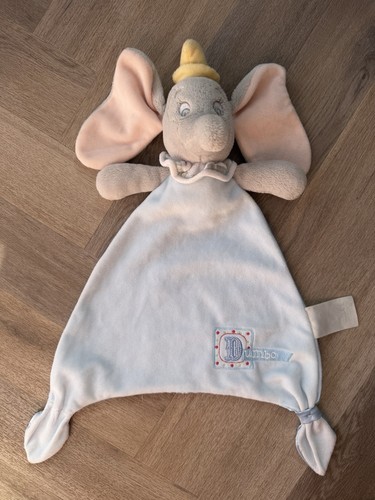 Disney store dumbo - disney,