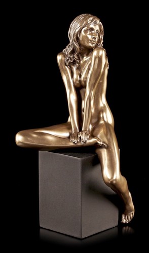 Female nude figure - figure,