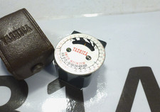 Yashica Yem 15 Hot-Shoe Light Meter with Case refm