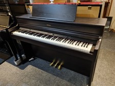 Roland hp 704 digital piano