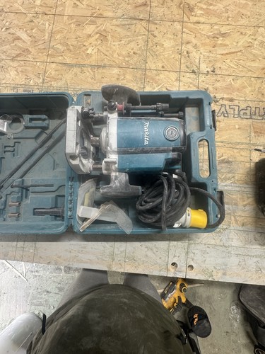 Makita 110v router - makita,