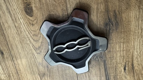 Fiat 500x alloy wheel centre - alloy,