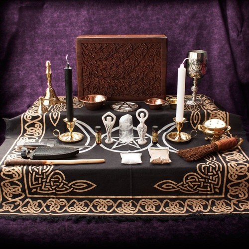 Triple moon goddess - 24",
