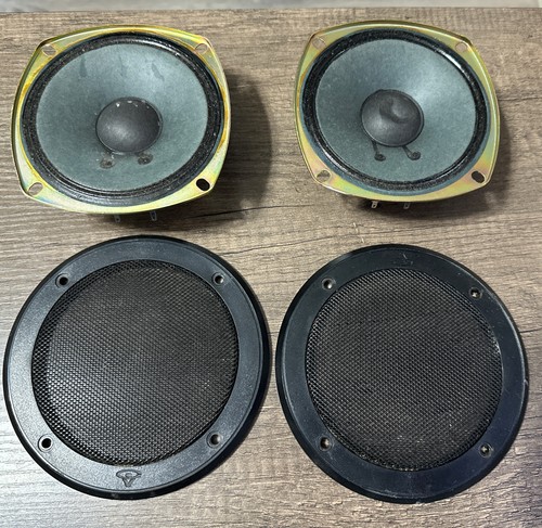 Pair cerwin vega speakers - pair,