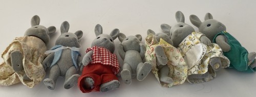 Sylvanian families grey - families, rabbit