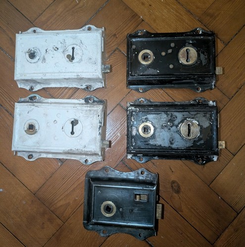 Five victorian vintage - five, cast