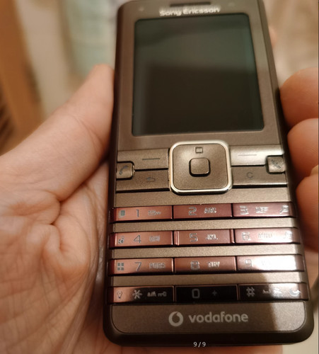 Sony ericsson k770 - sony,