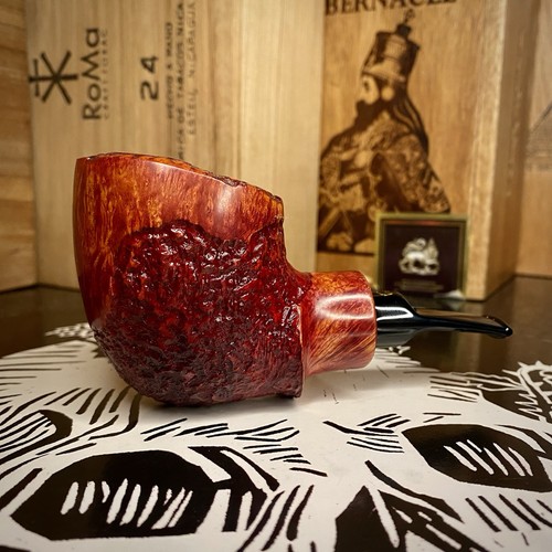 Crown viking hand cut in - hand,