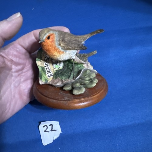 Vintage resin robin wooden - resin,