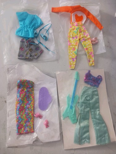 Vintage barbie clothes shoes - 4,