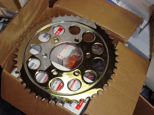Suzuki gt750 sprocket 530 - suzuki, 47-530