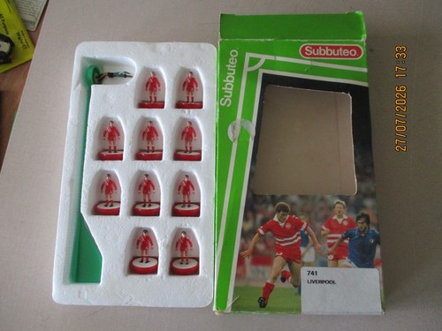 Subbuteo lightweight team - subbuteo,