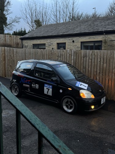 Toyota yaris sport - sport,