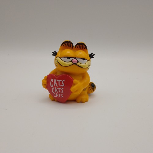 Vintage garfield holding - vintage,