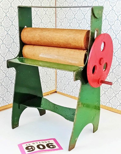 Antique childs toy - , mangle