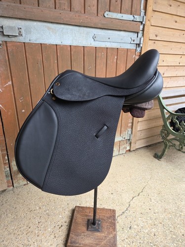 Black country gpx wide - black,