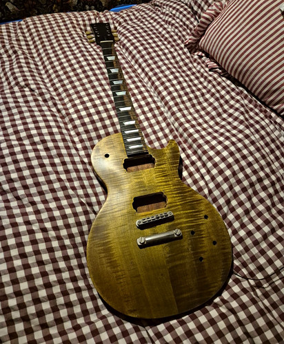 Les paul body - neck, hardware