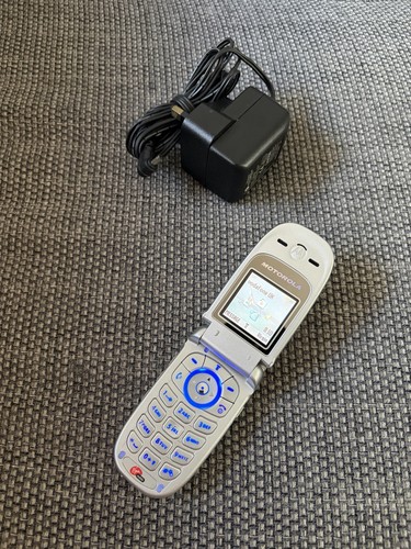 Motorola v220 flip - motorola,