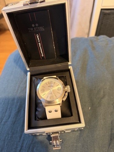 Steel men canteen watch - men's,