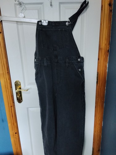 Levi washed black - washed,