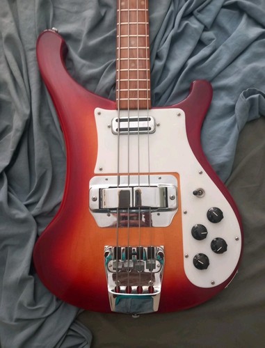 Rickenbacket bass 4001 v63 - rickenbacket,