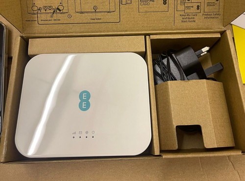 Unlocked 4gee router - ee, 3