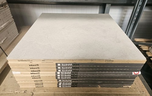 Tiles joblot very - 01:,