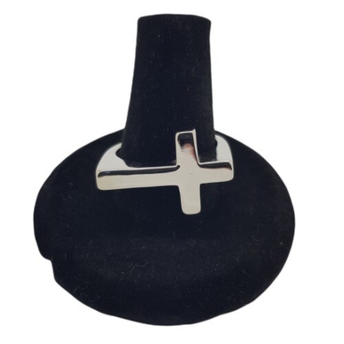 Sideways cross ring - cross, stainless