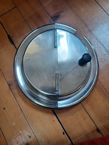 Stainless steel hinged lid - 9",